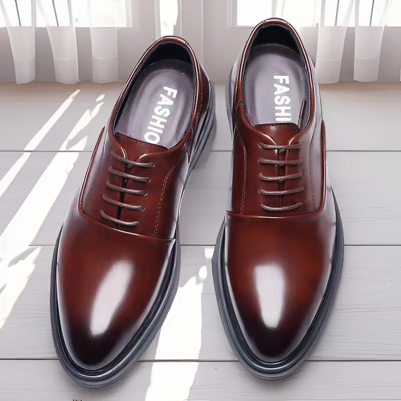 

New large size leather shoes men s formal wear business men s casual shoes men s British style versatile young men s shoes 48