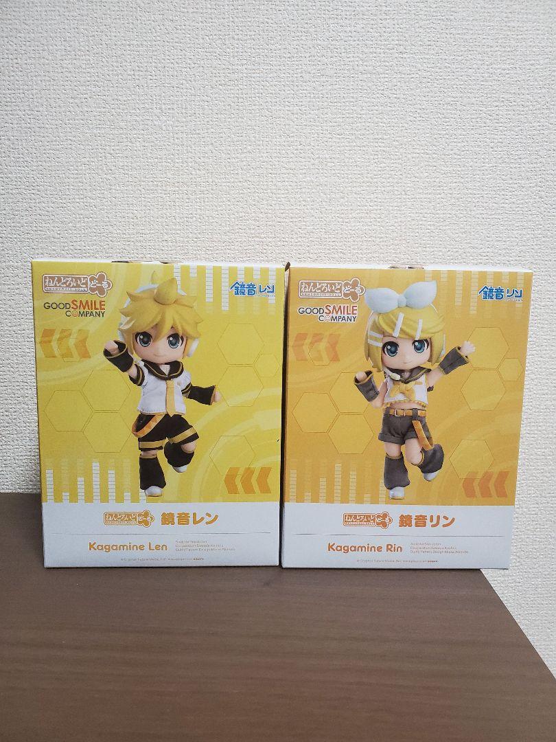 

[Б/У] Nendoroid Doll Кагамине Лен Кагамине Рин