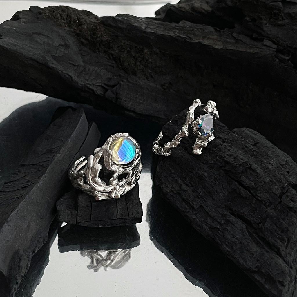 Irregular Colorful Eyecatching Zircon Ring For Women In Unique Copper Design
