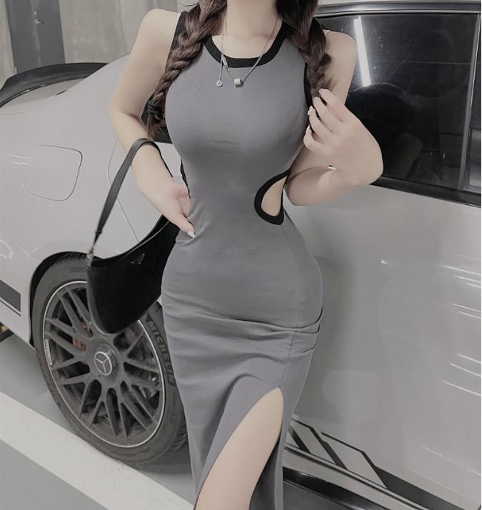 Korean Style Women's Summer Midi Camisole Dress with Subtle Design, High-Waisted, Slimming Slit