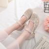 Ruoyan, the new square heel is matched with cheongsam, new Chinese Hanfu shoes, versatile ethnic style single shoes, embroidered shoes.