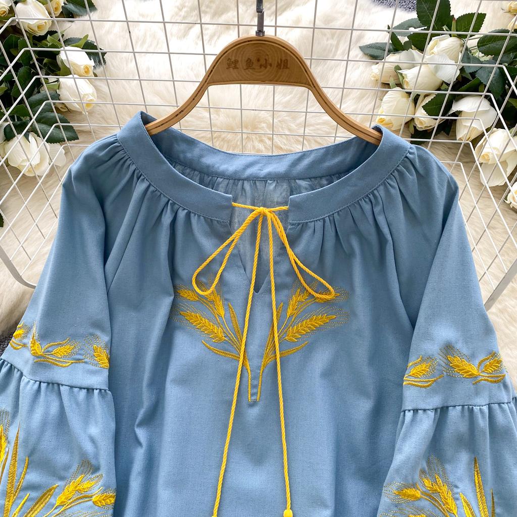 Fashion Blouse for Women Lantern Sleeve Loose Bandage Shirts Vintage Embroidery Spring Blouses Tops