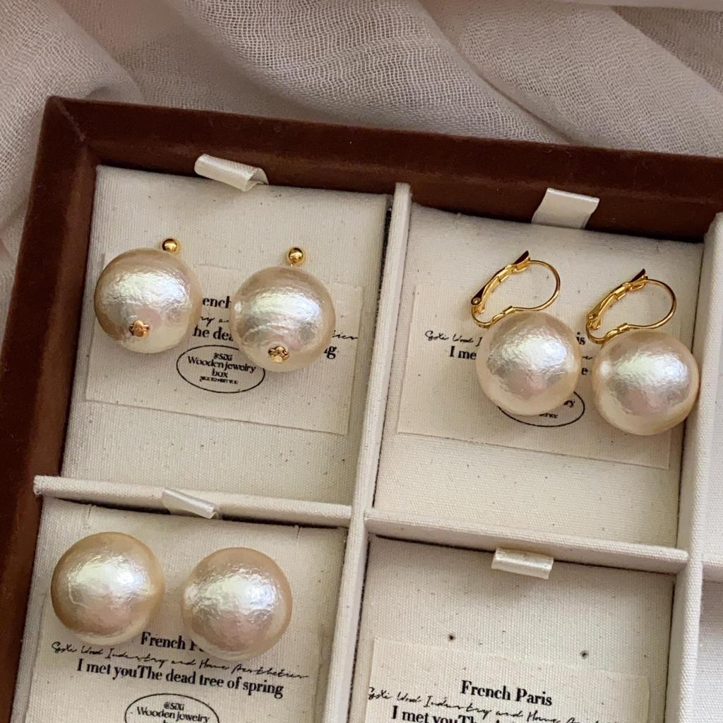 French Retro Cotton Temperament Is Round, Big Pearl Earrings, Premium Earrings, Cold Wind Trend Stud Earrings, Ear Buckles