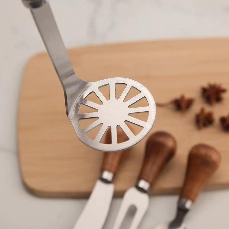 Stainless Steel Cheese Tool With Comfortable Wooden Handle Rust Resistant For Home Kitchen Party