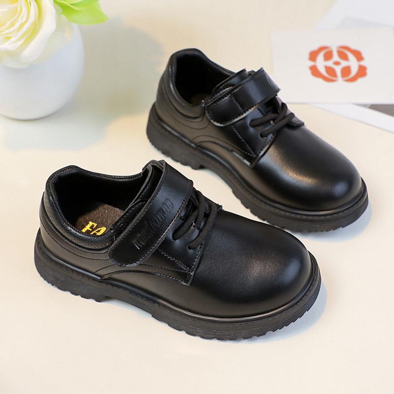 Chaussures de Performance en Cuir Mat Noir pour Garçons - Semelle Souple, Parfaites pour le Printemps et l'Automne, Idéales pour les Élèves du Primaire