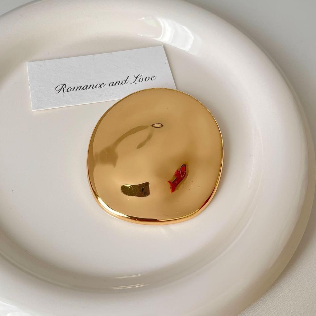 Coleção de Broches de Aço Inoxidável de Luxo: Elegante, Durável, Não Desbota