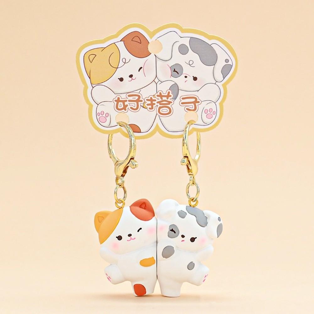Magnetic Cat Figurine Keychain Capybara Couple Pendants  Car Key Accessories