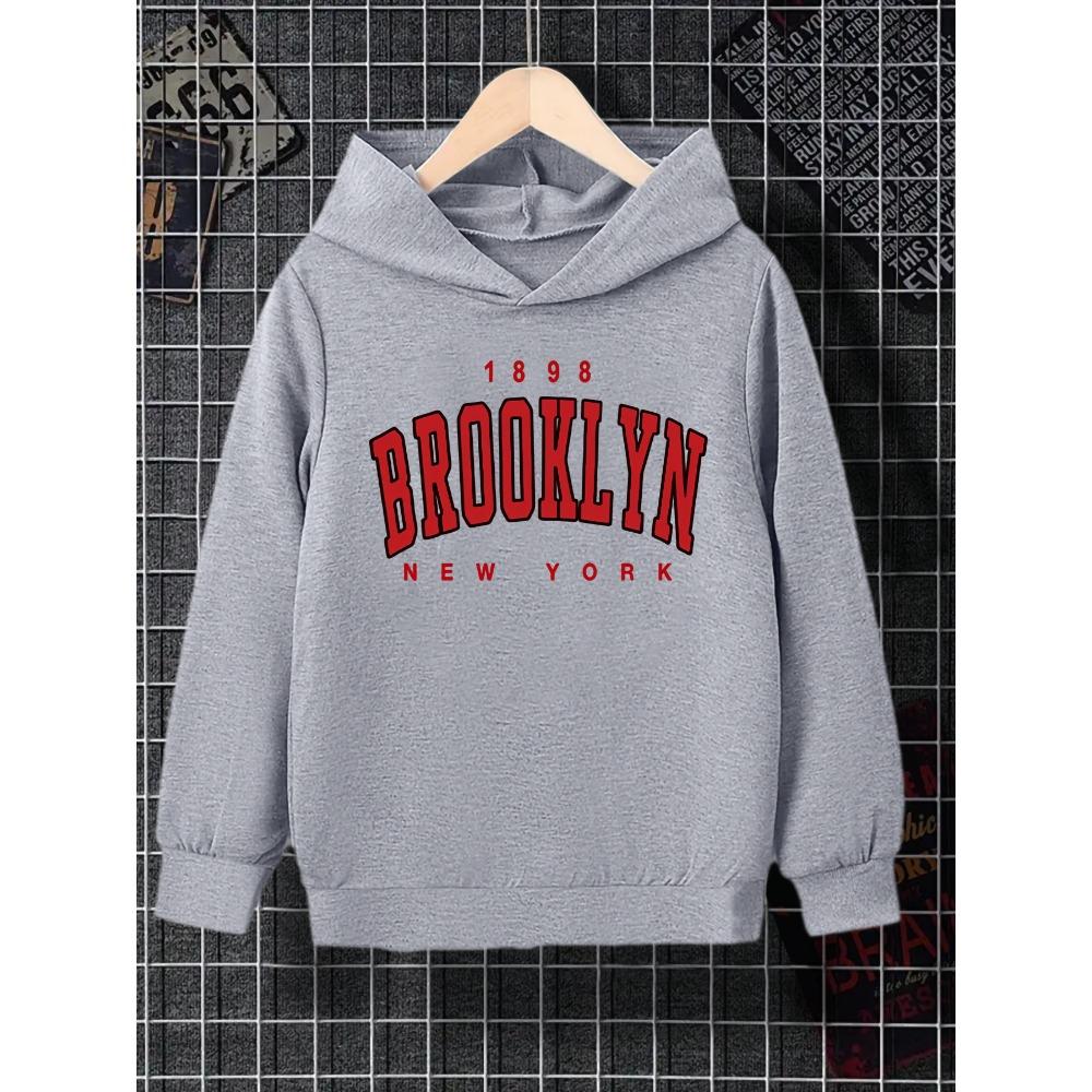 

A Casual And Simple Grey Hooded Sweatshirt For Boys With Red Letter Pattern Prints, Suitable For Daily Outings 100