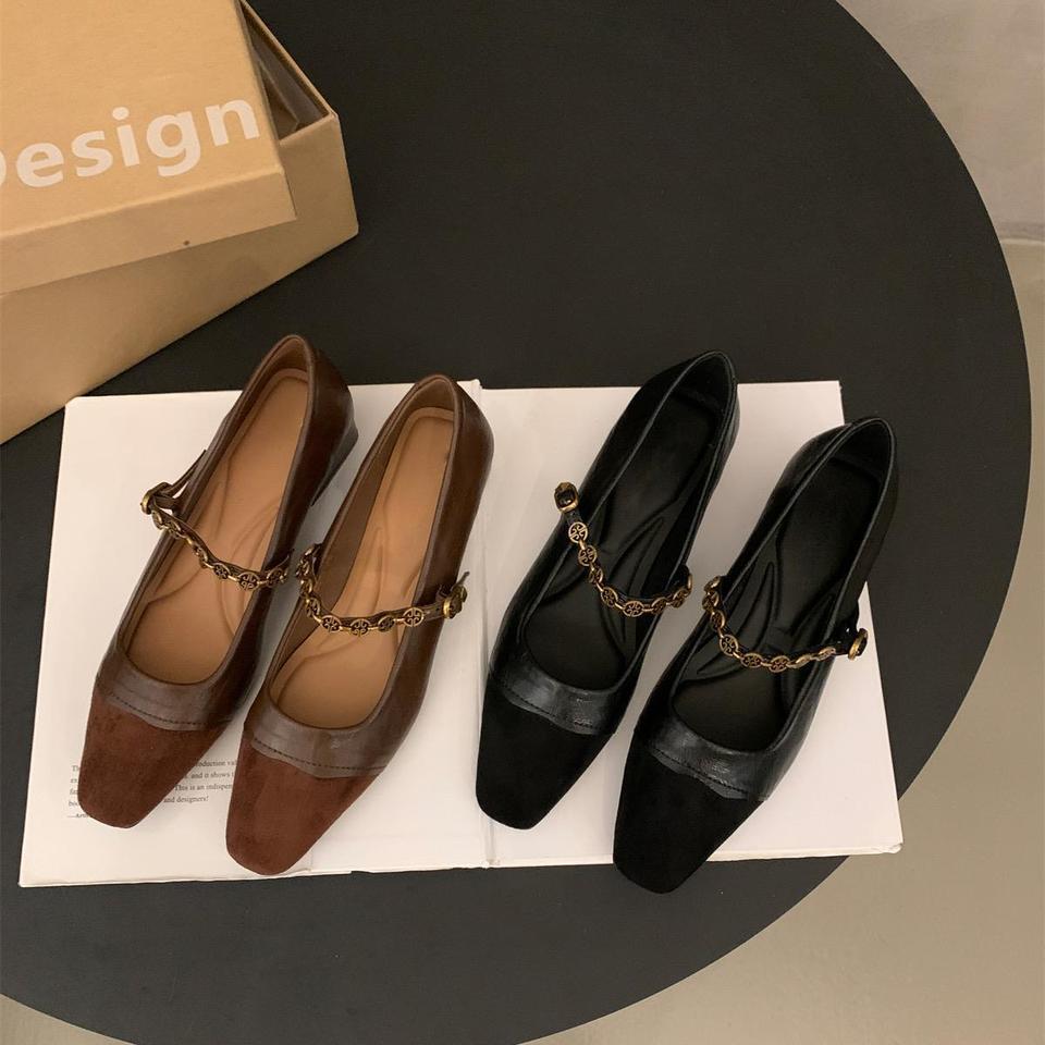 Thick heel chain pointed Mary Jane women's shoes spring and autumn 2025 new low heel light mouth word with retro single shoes