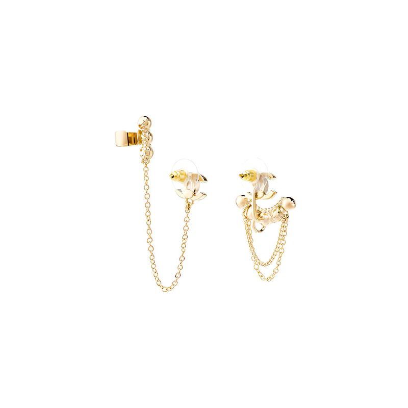 

CHANEL Metal Double C Crystal Metal Earrings Women s Gold золотий