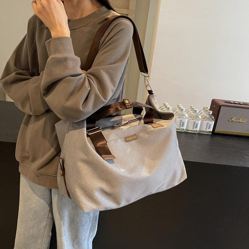 Business trip boarding travel short trip storage bag large capacity portable storage duffel bag fashionable yoga fitness bag