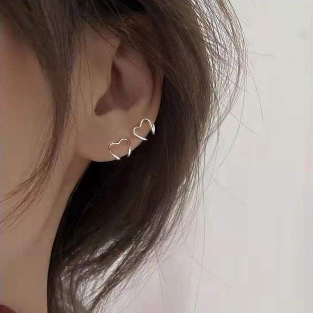 1pc Harajuku No-Piercing Earrings Y2K Silver Heart Ear Clip Hollow Heart Clip Earrings  Women