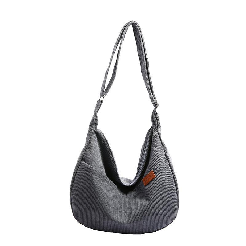 

Luxurious Large Capacity Dacron Shoulder Bag For Women In Chic Urban Style