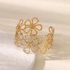 Hand jewelry Hollow flower bracelet Arm ring Geometric minimalist temperament Stainless steel rose gold jewelry