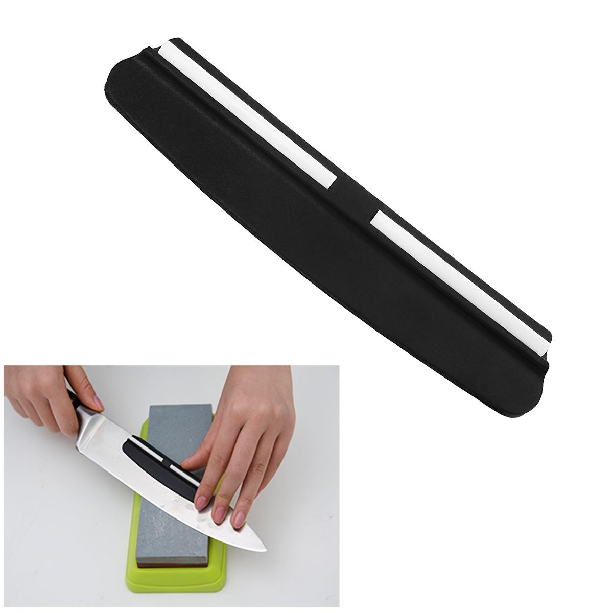 

1 шт. Черная точилка для кухонных ножей - Дизайн с защитой для рук, Направляющая угла, Средняя зернистость, для точной заточки, Кухонный аксессуар
