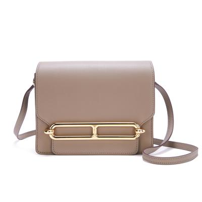 Yeni Domuz Burunlu Çanta Hakiki Deri Dokulu Moda Çapraz Askılı Küçük Kare Çanta Retro Mizaç Tek Omuz Tofu Çanta Kabin Memuru Çantası