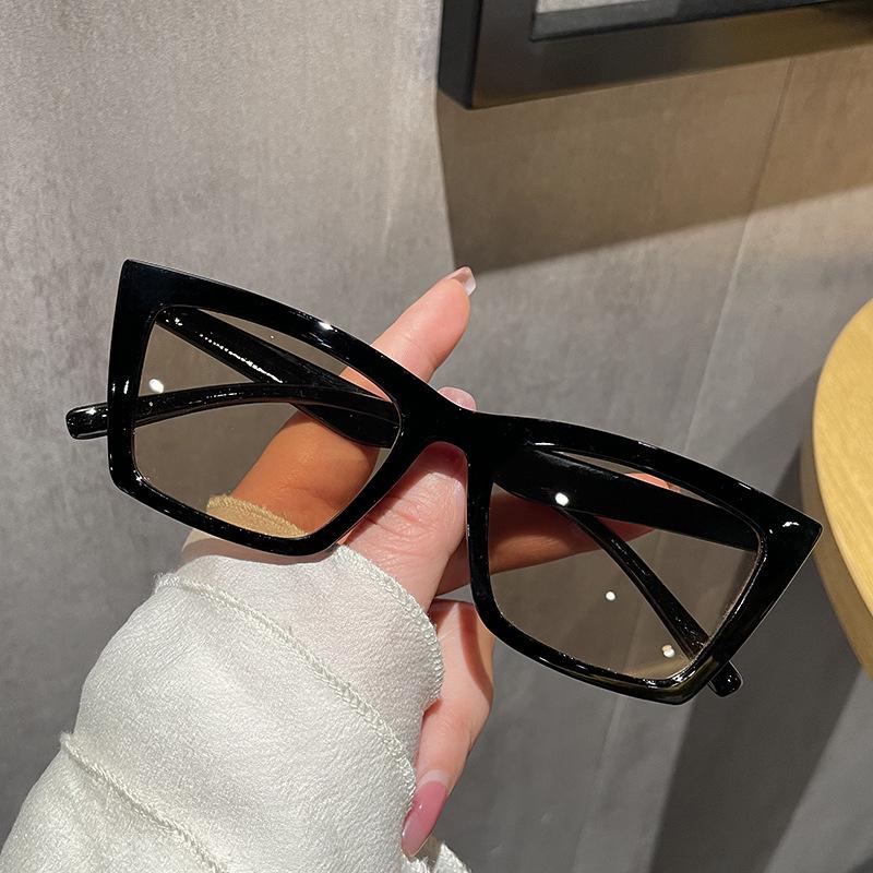 Glossy Black Minimalist Square Sunglasses - No Makeup Look for Women, Trendy Ins Style
