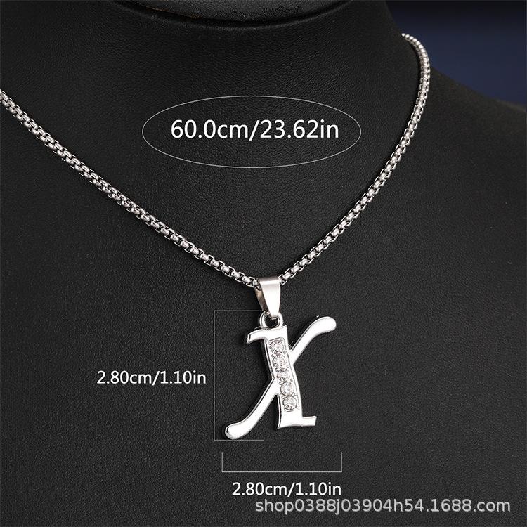 Collana con Ciondolo Lettere Inglesi 26 Colore Argento alla Moda Micro-intarsiata Zircone per Uomo Donna Amici Coppia Gioielli in Acciaio Inossidabile