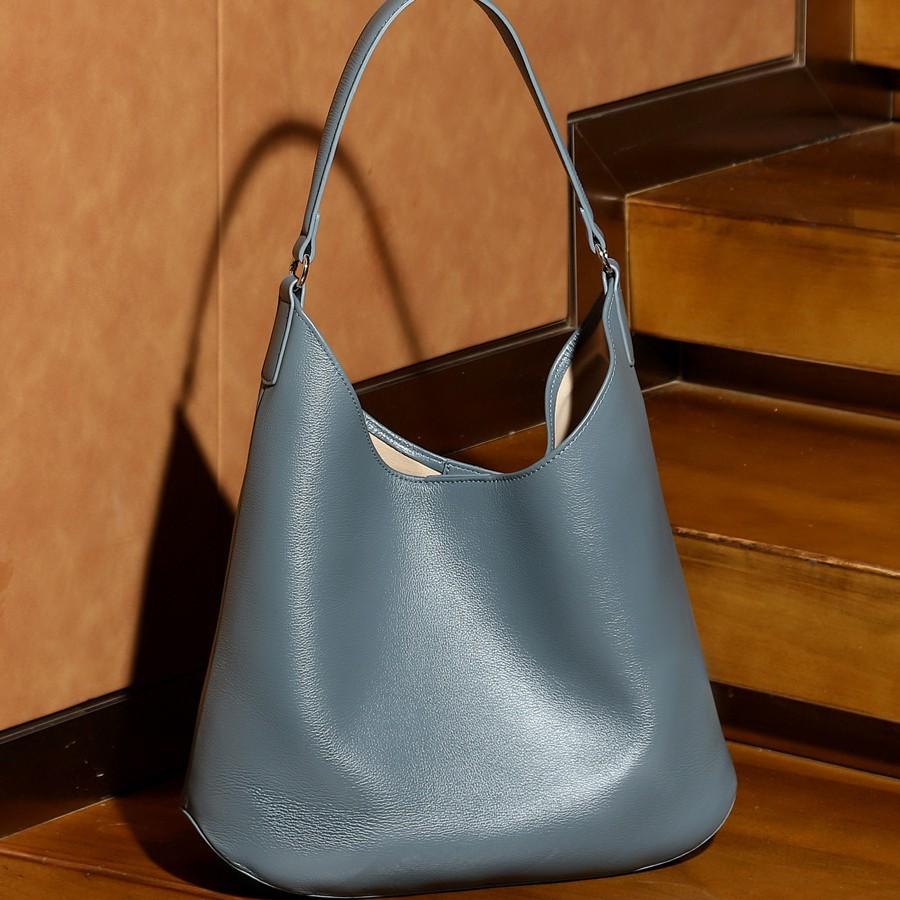 Women'S Vegetable Tanned Lazy Wind Single Shoulder Armpit Bag Simple Tote Bag Large Capacity Commuter Single Shoulder Bucket Bag