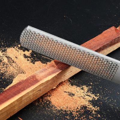 4-Wege Holzraspel Feile 2 Stück Stahl Handfeile Langlebiges Holzraspel Set Halbrund Flach- und Nadelfeilen Einfach zu verwenden für Metall Holz