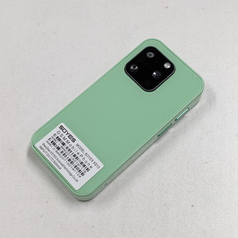 Soyes XS13 Mini-Smartphone 2,5-Zoll-HD-Display RAM 1 GB ROM 8 GB Dual-SIM 5 MP-Kamera Android 6.0 OS Akku 1580 mAh 3G-Kleinhandy