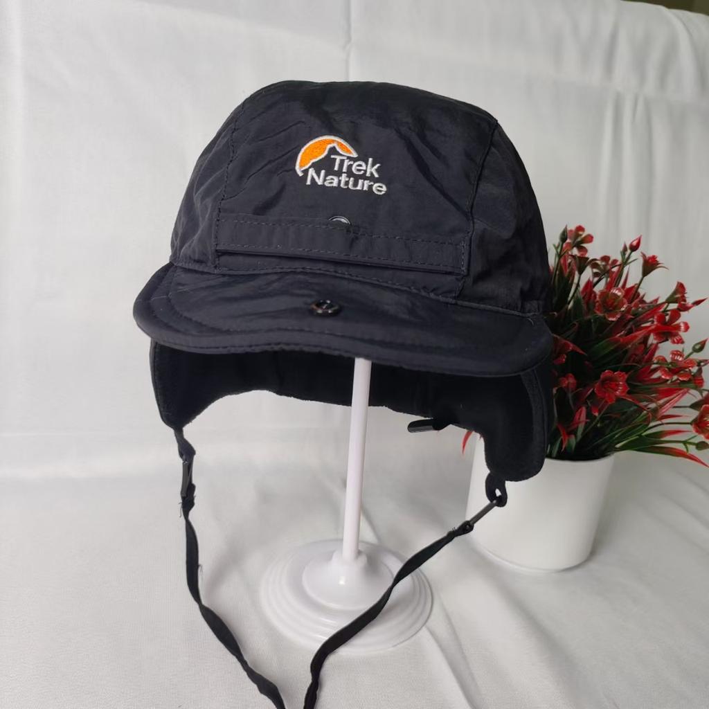 Simple letter Lei Feng hat outdoor skiing flight hat women's winter warm cycling ear hat tide