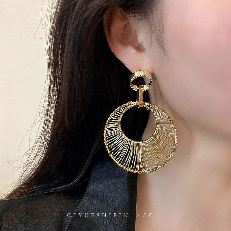 Cool Style Metal Niche Design Unique Female Earrings