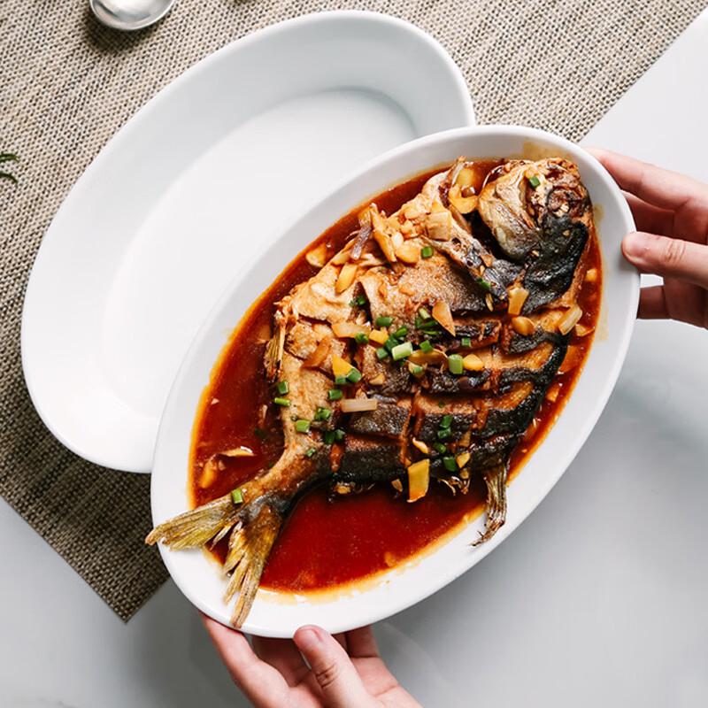 Nordic Style Bone China Dinner Plate