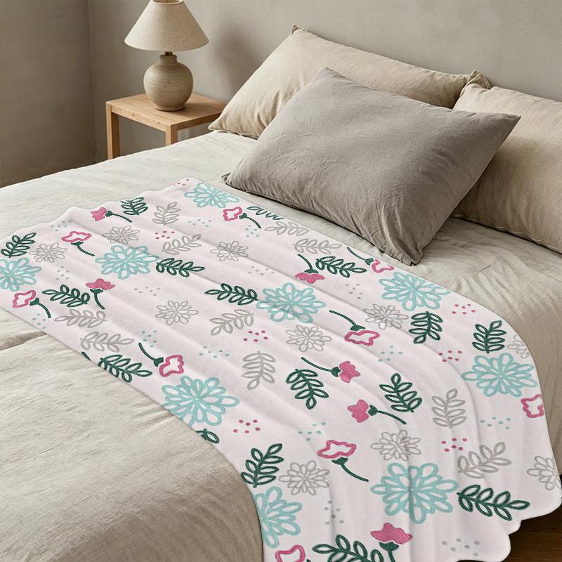 Lightweight Floral Flannel Blanket: Soft, Skin-Friendly Warm Throw for Home, Car (Christmas, Halloween Use)