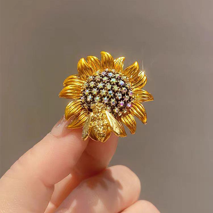 Ins Cute Bee Sunflower Ins Smart High-end Brooch