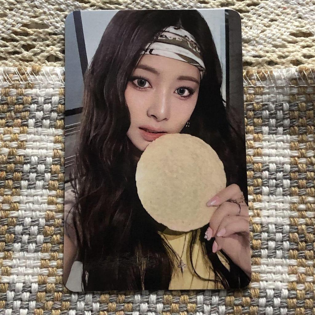 [USED] Twice Tzuyu THIS IS FOR Bonus Pre-Recorded Limited Edition Trading Card