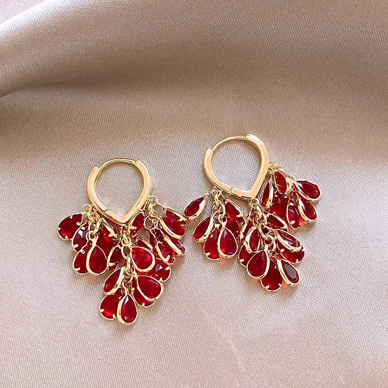 Red Teardrop Tassel Love Heart Ear Cuff Earrings: Autumn/Winter Fashion for Women