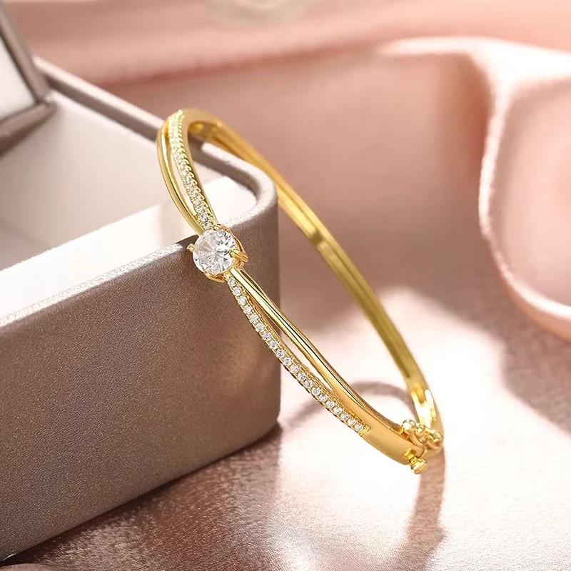

Huitan Bling Bling Bracelet with Shiny Cubic Zirconia Delicate Elegant Temperament Wrist Accessories Aesthetic Party Zircon Hot