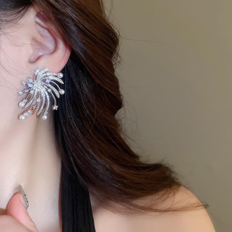 Silvernadel Feuerwerk Stern Perlenohrringe - Elegant, hochwertiges Design für Frauen