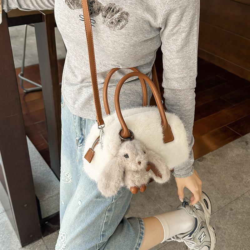 Fashiable Plush Crossbody Bag for Daily Commuting Versatile Single Shoulder Bag Korean Versi Cute Handle Bag
