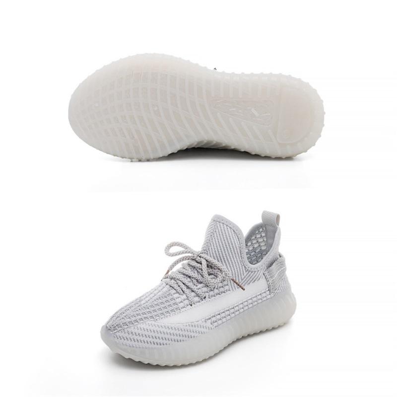 Student Style Plus Size Couple Casual Shoes Fly Knit Mesh Breathable Slip On Versatile Sports Sneakers