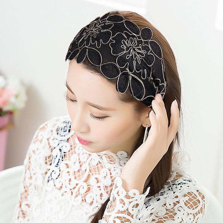 Ethnic Style Non-Slip Wide-Brimmed Hairband with Teeth for Women, Covers White Hair, Adds a Touch of Elegance.