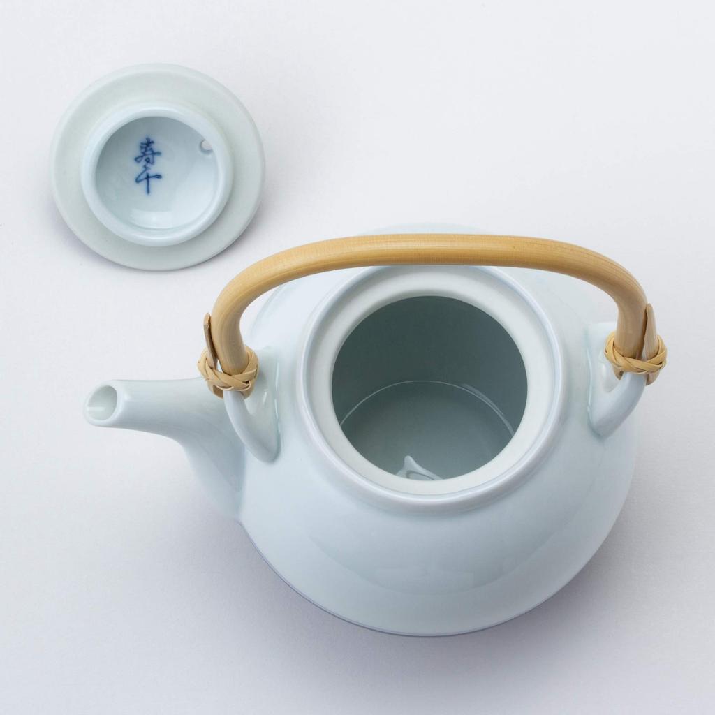 Arita Ware Teapot and Teacup Polka Dot Pattern 10951 Set, (Gift Box)