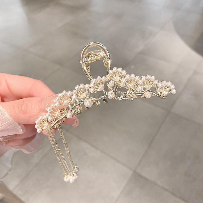 Women's Hair Clip Pearl Fan Tassel Back of Head Butterfly Clips Fashion Hair Accessories Barrette Hair Supplies