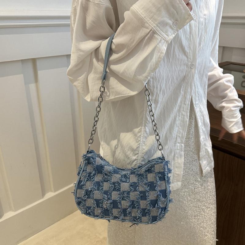 Yogodlns Dámská malá taška přes rameno s řetízkovou dekorací a hvězdným vzorem, trendy vintage Y2k džínová taška do podpaží, korejská hvězdná dámská kabelka