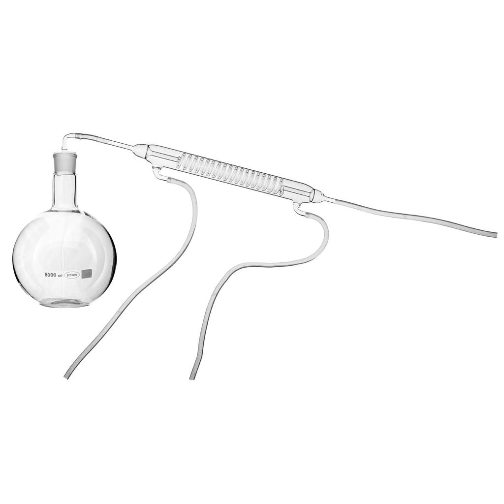 Set of hoses for a distiller with an elbow