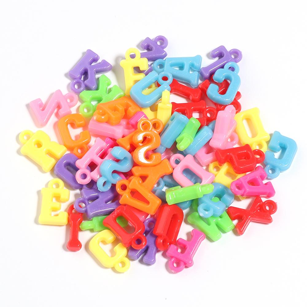 100pcs Plastic Color A-Z Letter Charms Bead Mixed Single Alphabet Pendants for DIY Bracelet Earring Necklace Jewelry Accessories