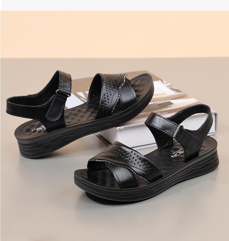 Top Layer Cowhide Summer New Thick Soled Sandals Women's Leather Soft Soled Anti Slip Mother Shoes Comfortable Women's Shoes