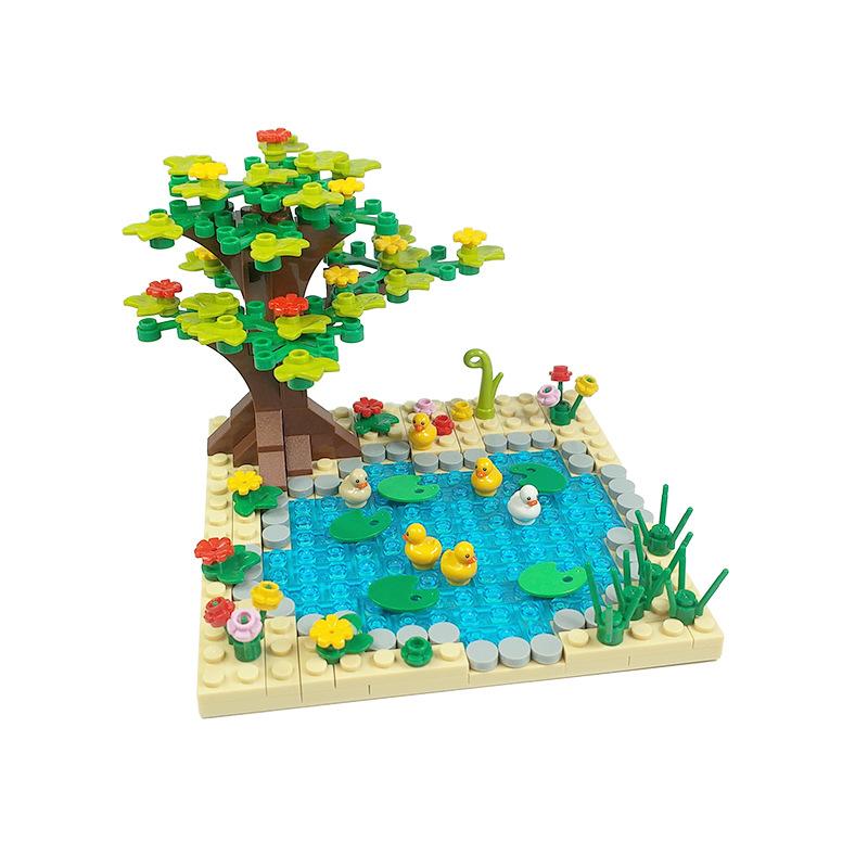 Ovly Yellow Duck Farm MOC Parts Set with Duck House Animals Duckling Duck Nest Duck Pool Coop DIY Building Block Kit