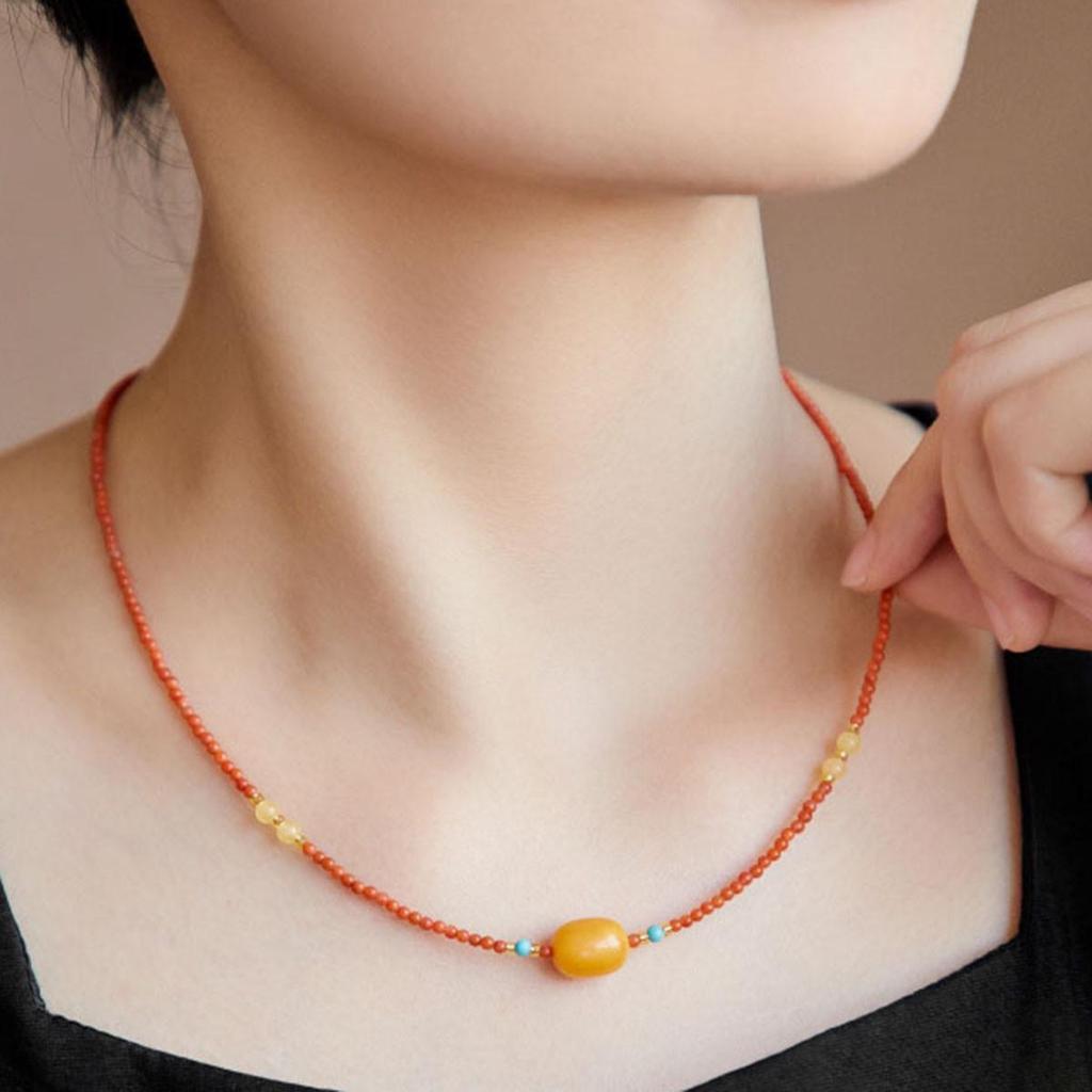 Nanhong Agate & Amber Red Beaded Pendant Choker Necklace