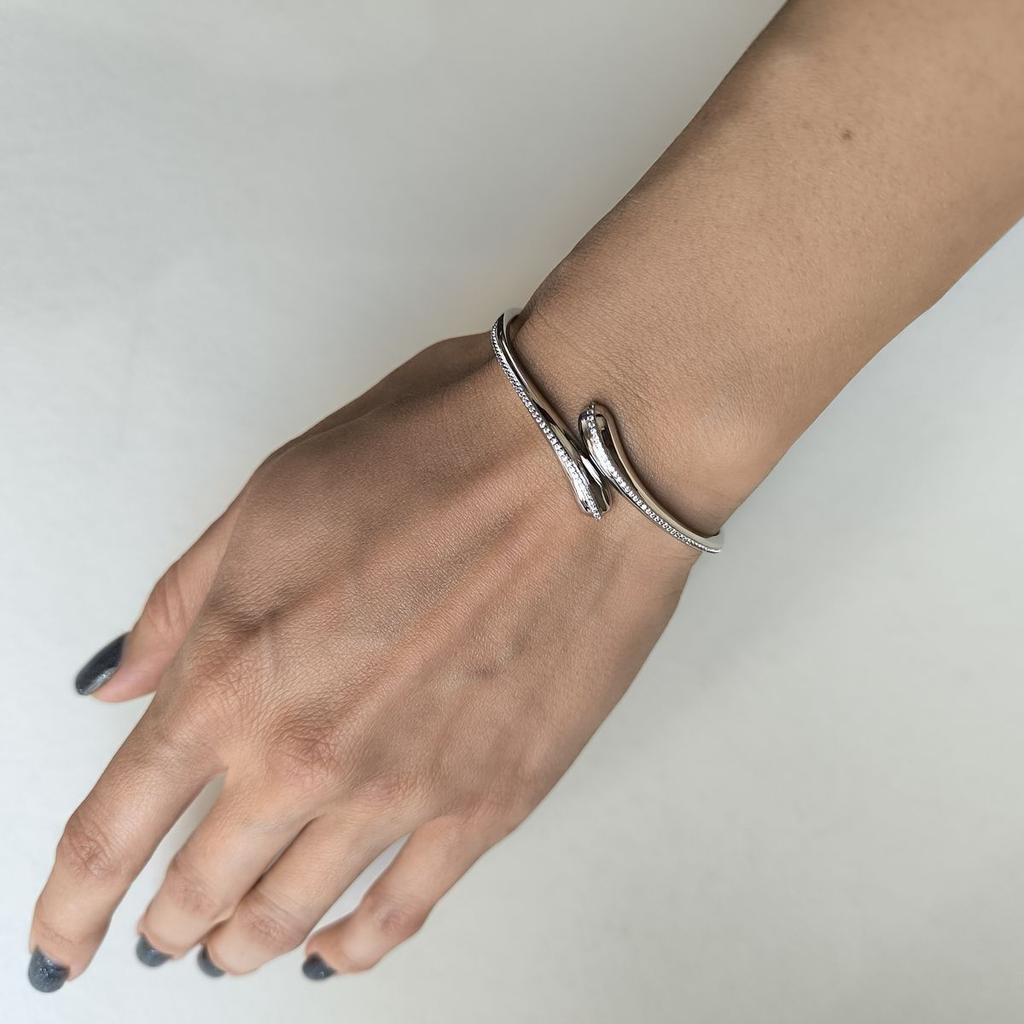 Silver Bracelet with Cubic Zirconia, Item Weight 12.02 G (2182818)