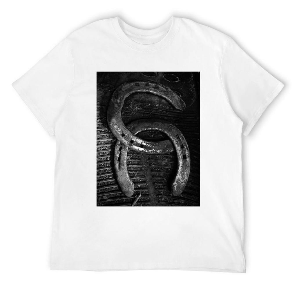 Lucky Horseshoes T-Shirt Korean Fashion Summer Top Black T Shirts for Men