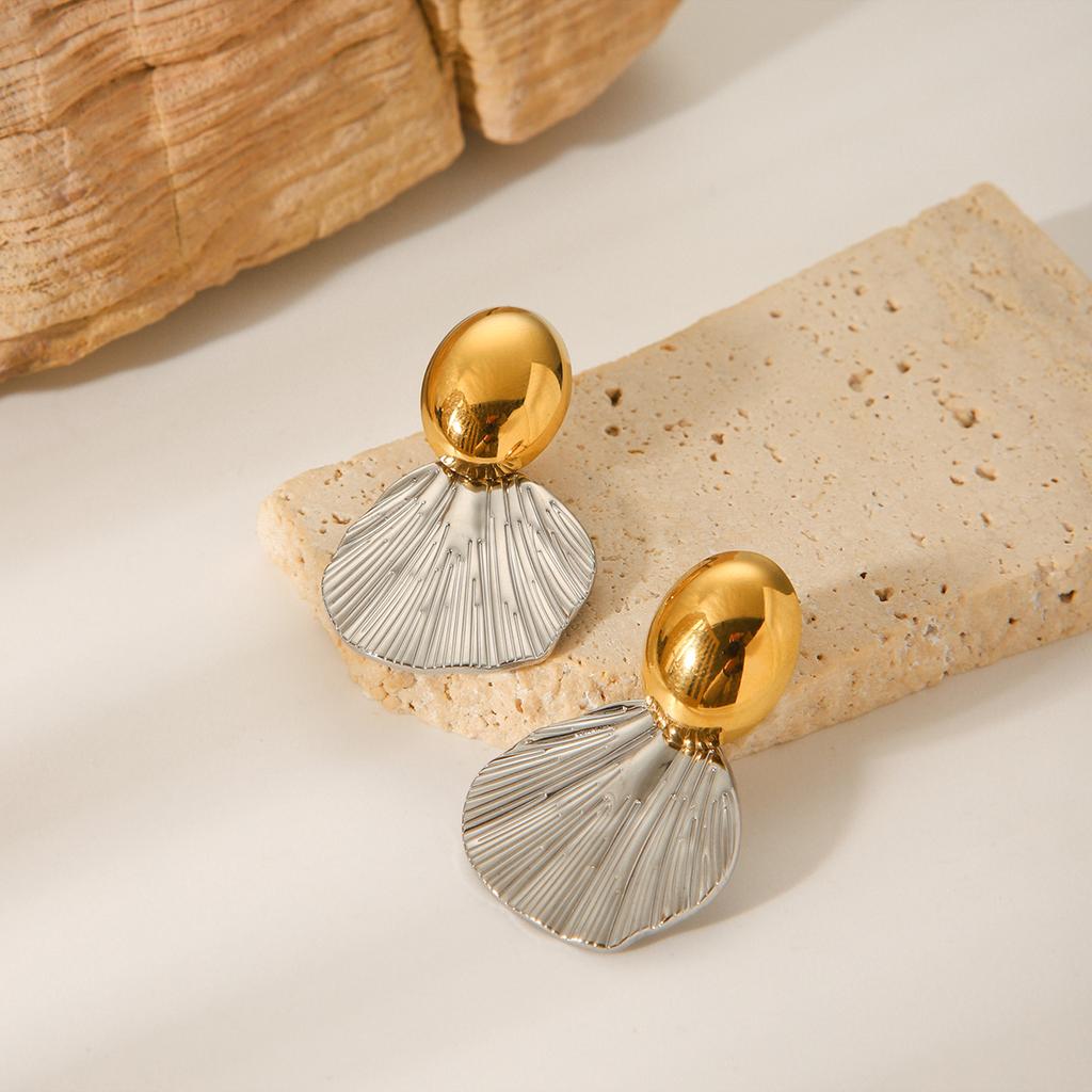 oval polished stud earrings, premium gold and silver color-block earrings, fish tail titanium steel ear jewelry