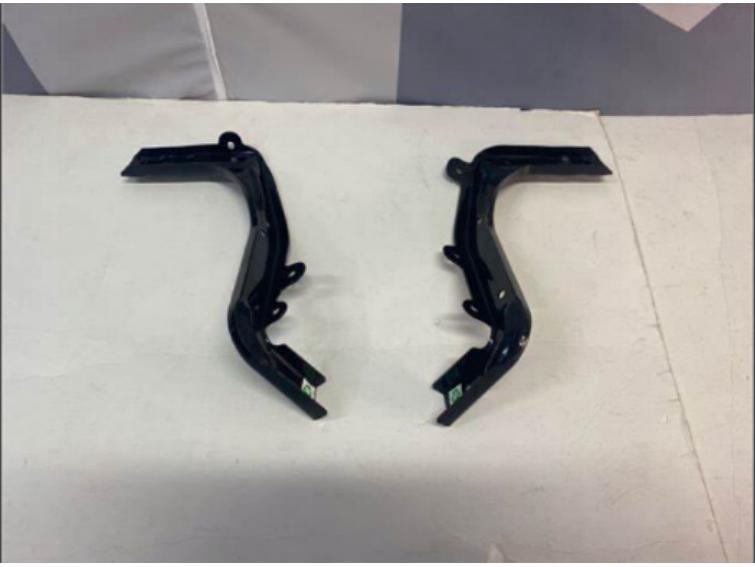 Compatible Bracket for Mercedes-Benz W167: Part A1676265100, A1676265200