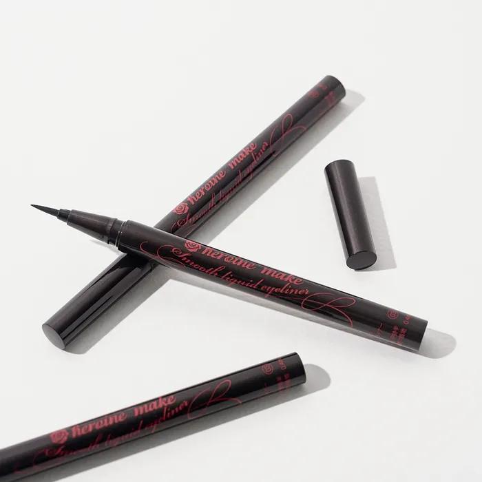 

Гладкая жидкая подводка для глаз Super Keep 03 Brown Black (SK)